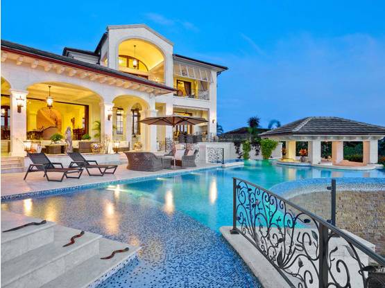 <br />
<b>Warning</b>:  Undefined property: stdClass::$content in <b>/home/titanic1/public_html/pages/estate/detail.php</b> on line <b>85</b><br />
<br />
<b>Warning</b>:  Attempt to read property 