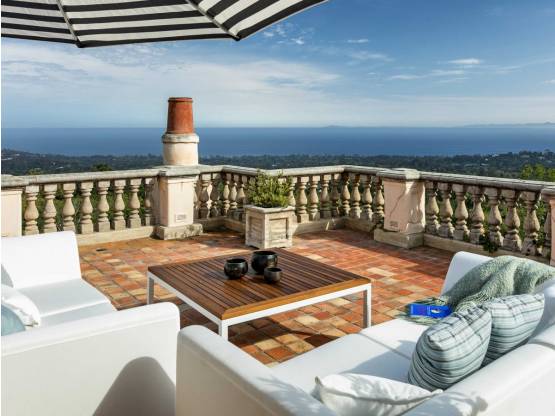 <br />
<b>Warning</b>:  Undefined property: stdClass::$content in <b>/home/titanic1/public_html/pages/estate/detail.php</b> on line <b>85</b><br />
<br />
<b>Warning</b>:  Attempt to read property 